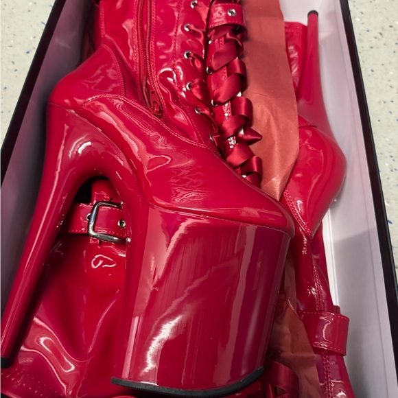 Pleaser Red Str. Pat/Red
FLAM3028/R/M - Picture 6 of 7